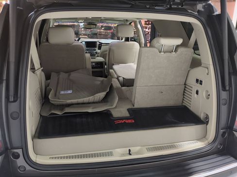 Used 2019 GMC Yukon Denali w/ Open Road Package AWD/4WD image 13