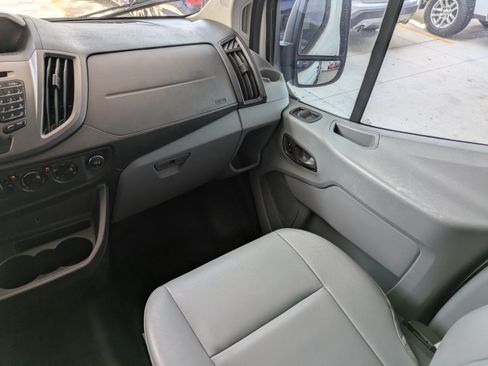 Certified 2019 Ford Transit 150 XL RWD image 17