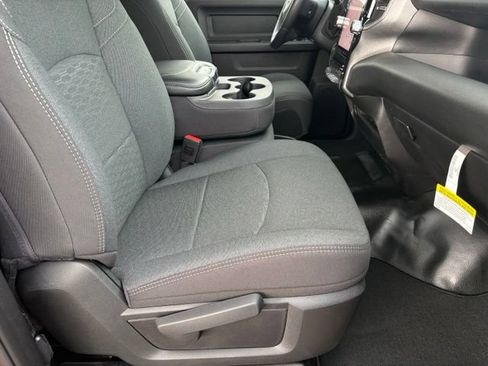 New 2026 RAM 2500 Tradesman AWD/4WD image 17