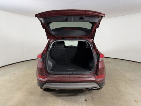 Used 2018 Hyundai Tucson Sport w/ Cargo Package AWD/4WD image 9