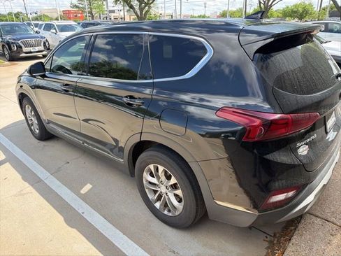 Used 2019 Hyundai Santa Fe SEL image 4