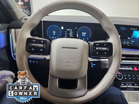 Used 2024 Hyundai Santa Fe Limited image 18