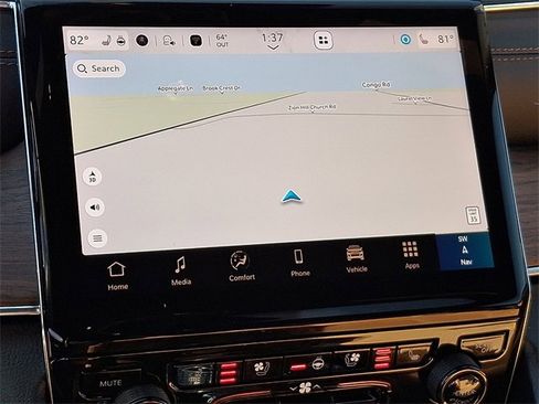 Used 2024 Jeep Grand Cherokee Summit image 17