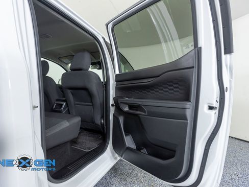 Used 2025 Ford Ranger XLT w/ Equipment Group 301A High image 32