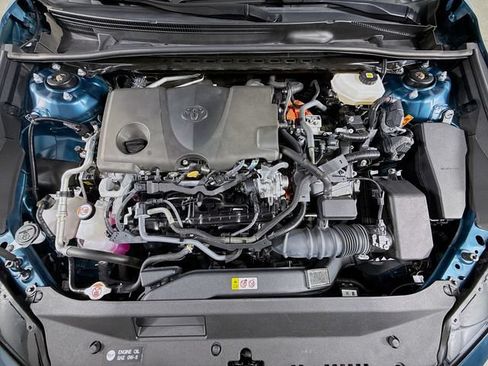 Certified 2025 Toyota Camry SE FWD image 30