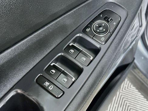 Used 2020 Hyundai Santa Fe SEL w/ Convenience Package FWD image 17