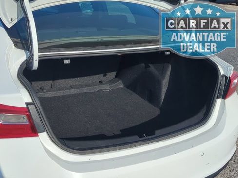 Used 2024 Chevrolet Malibu LT FWD image 18