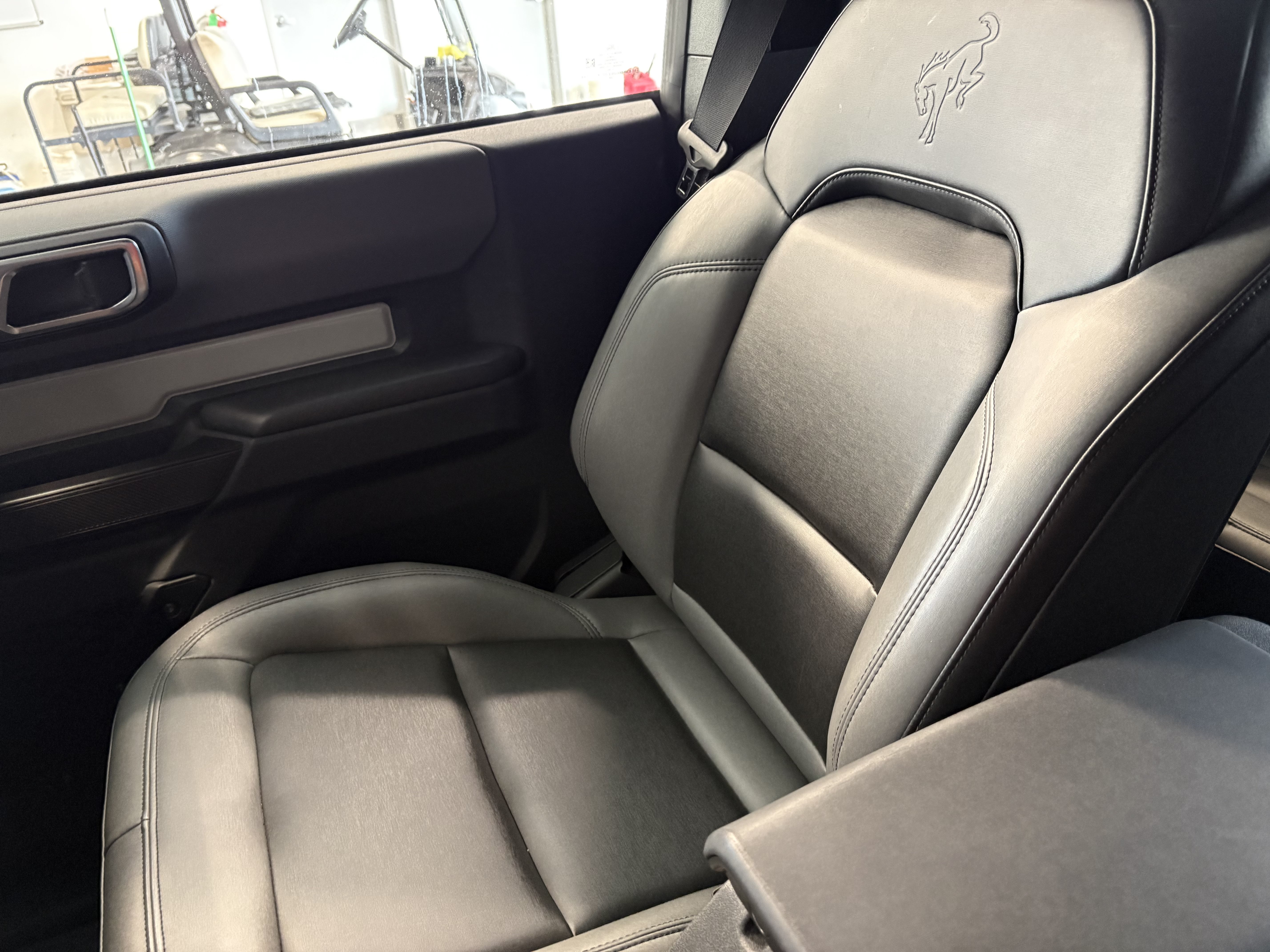 Used 2024 Ford Bronco Black Diamond AWD/4WD image 18
