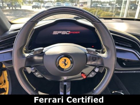 Used 2022 Ferrari SF90 Spider image 22