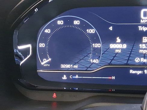 Used 2023 GMC Yukon Denali w/ Denali Reserve Package image 17