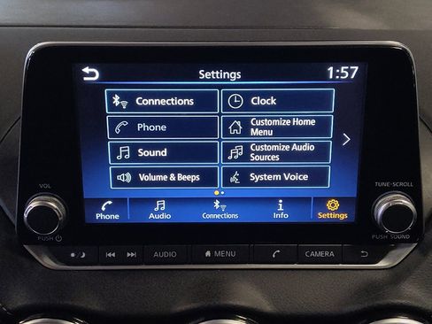 Used 2024 Nissan Sentra SV FWD image 25