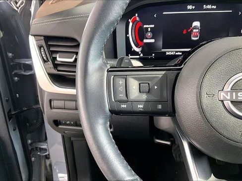 Certified 2023 Nissan Rogue Platinum w/ Platinum Premium Package FWD image 24