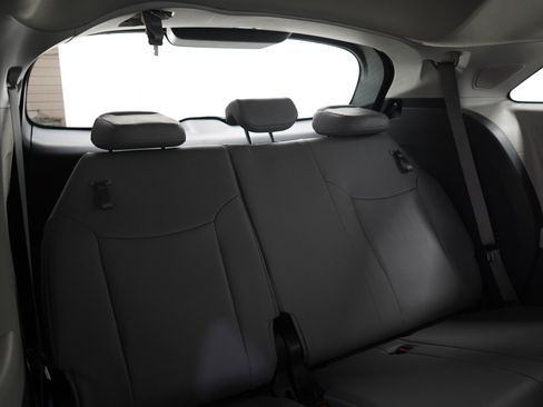 Used 2024 Toyota Sienna Limited AWD/4WD image 14