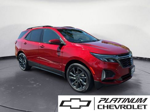 Used 2023 Chevrolet Equinox RS FWD image 1