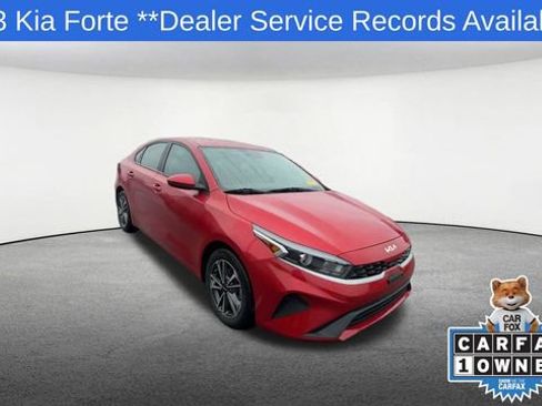 Used 2023 Kia Forte LXS image 2