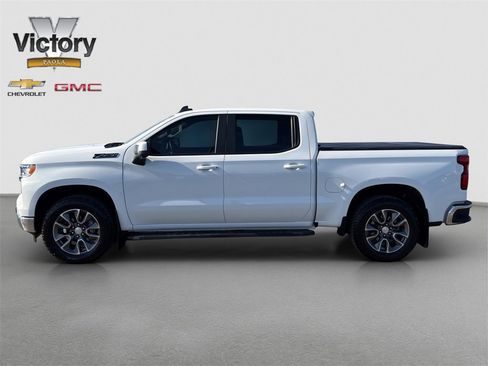 Used 2025 Chevrolet Silverado 1500 LT image 3