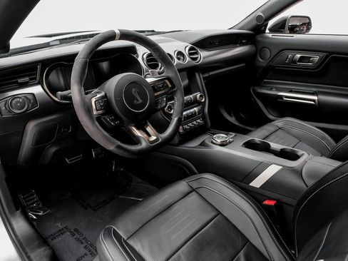 Used 2021 Ford Mustang Shelby GT500 w/ Technology Package image 6