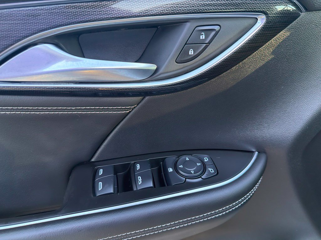 Used 2021 Buick Envision Preferred FWD image 10