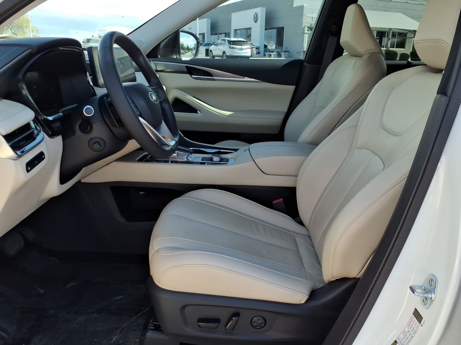 Used 2025 INFINITI QX60 Luxe w/ Vision Package FWD image 20