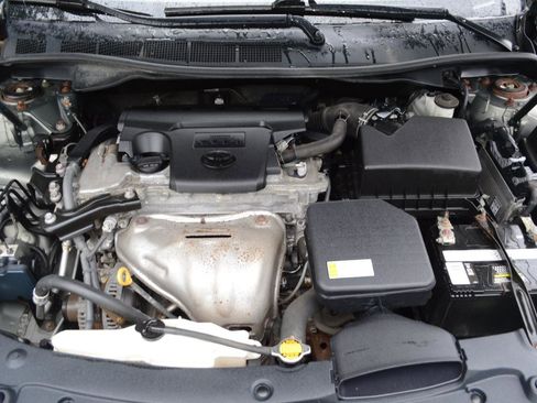 Used 2014 Toyota Camry XLE FWD image 32