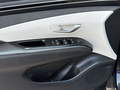 Used 2023 Hyundai Tucson Limited AWD/4WD image 13