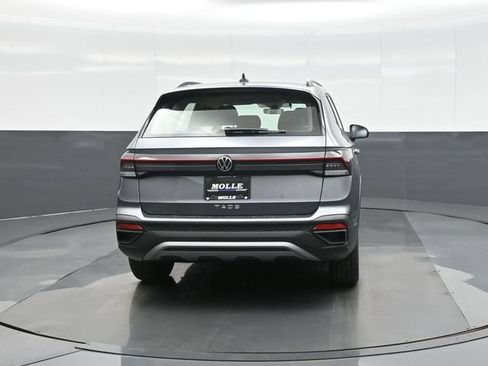 Used 2025 Volkswagen Taos S w/ Taos MDO Package FWD image 6