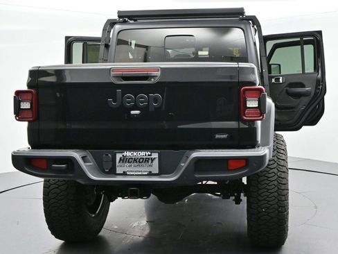 Used 2021 Jeep Gladiator Sport AWD/4WD image 39