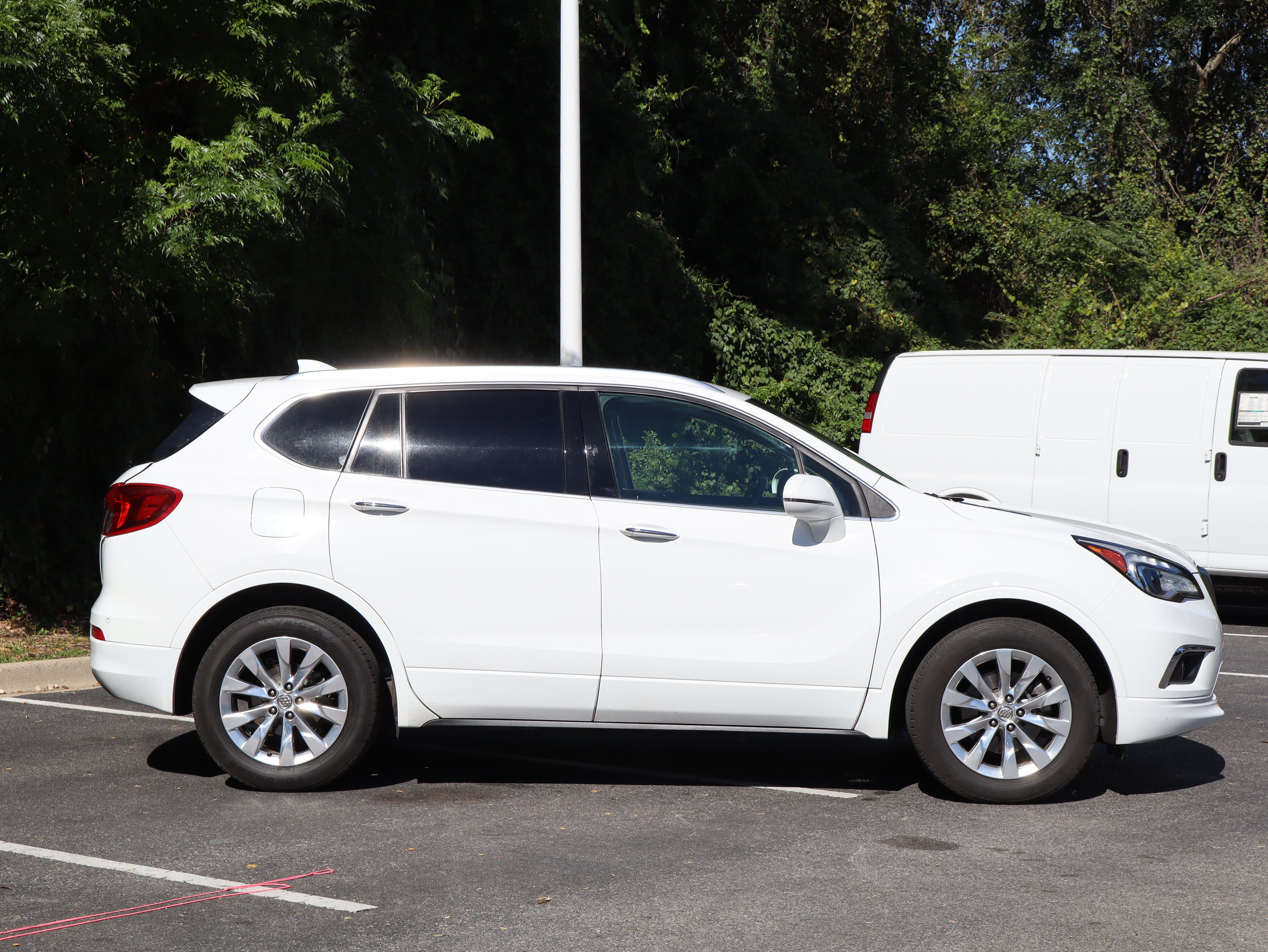 Used 2018 Buick Envision Essence FWD image 10