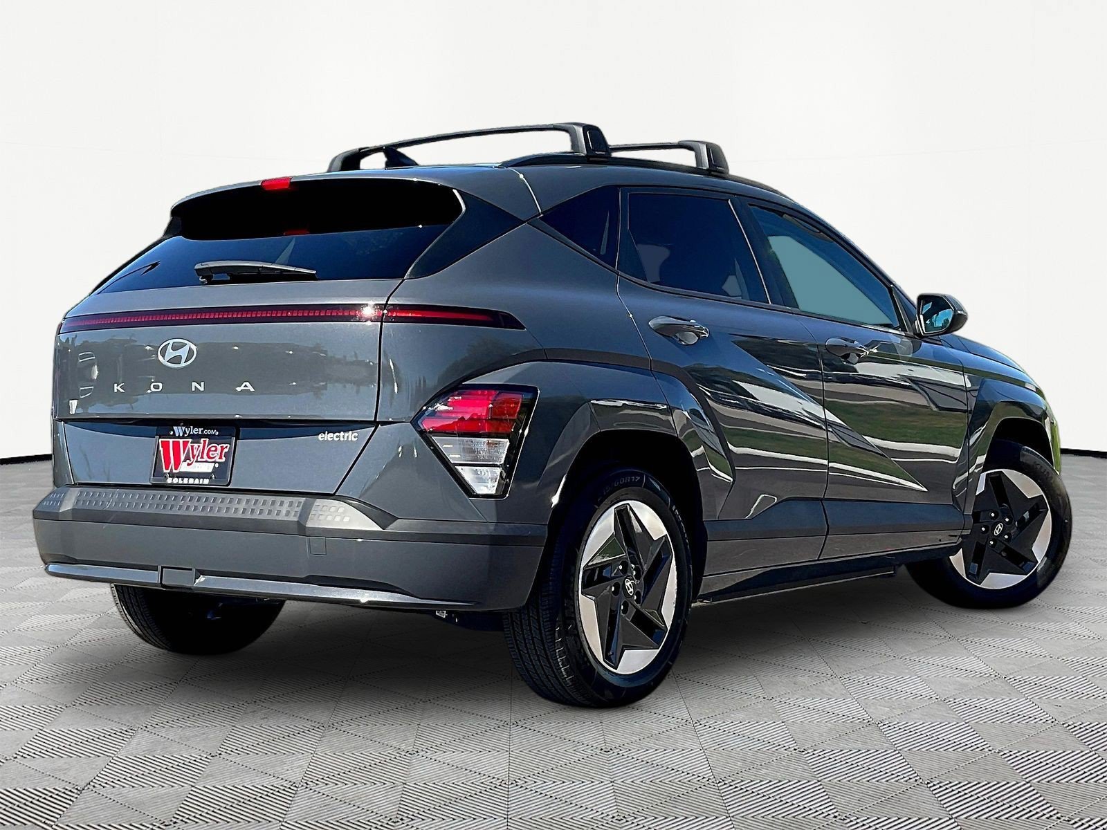 Used 2024 Hyundai Kona SEL FWD image 6