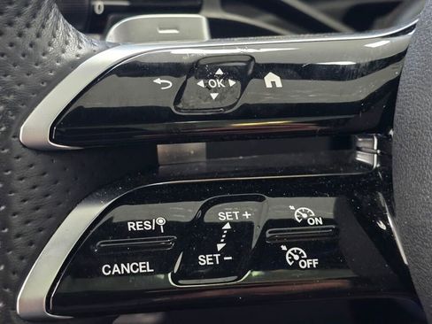 Used 2024 Mercedes-Benz C 300 4MATIC Sedan image 42