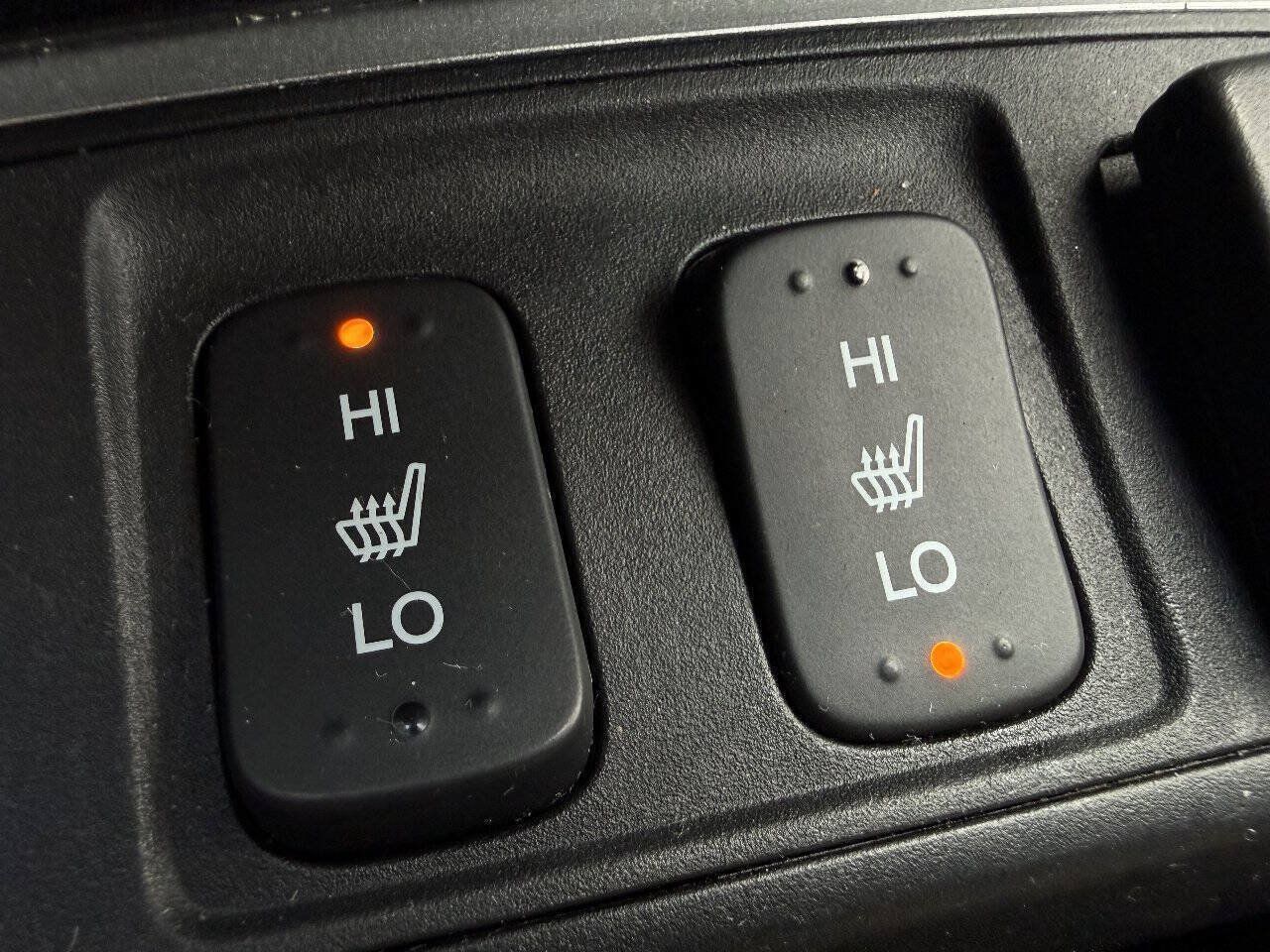 Used 2015 Honda CR-V EX-L image 17