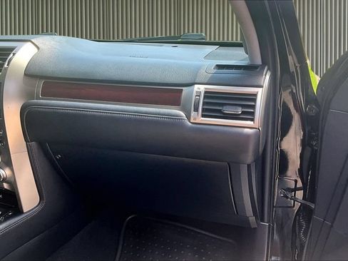 Used 2017 Lexus GX 460 AWD/4WD image 19