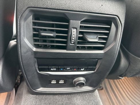 Used 2019 BMW 330i xDrive Sedan w/ M Sport Package image 40