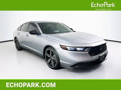 Used 2023 Honda Accord Sport image 1