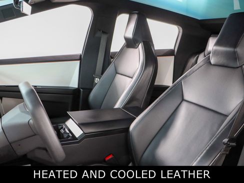 Used 2024 Tesla Cybertruck AWD Crew Cab image 21