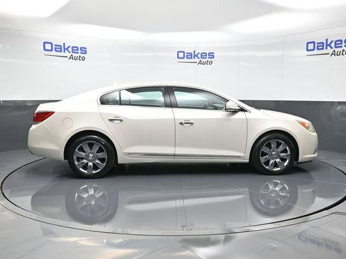 Used 2012 Buick LaCrosse Premium image 9