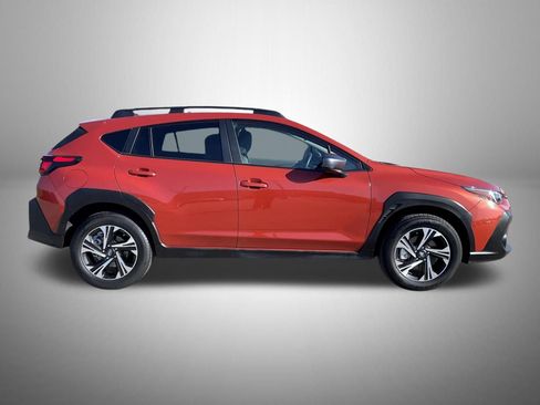 Used 2024 Subaru Crosstrek 2.0i Premium AWD/4WD image 4