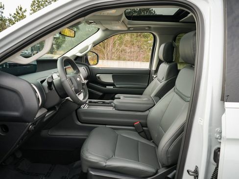 New 2026 Ford Expedition Max Active AWD/4WD image 14