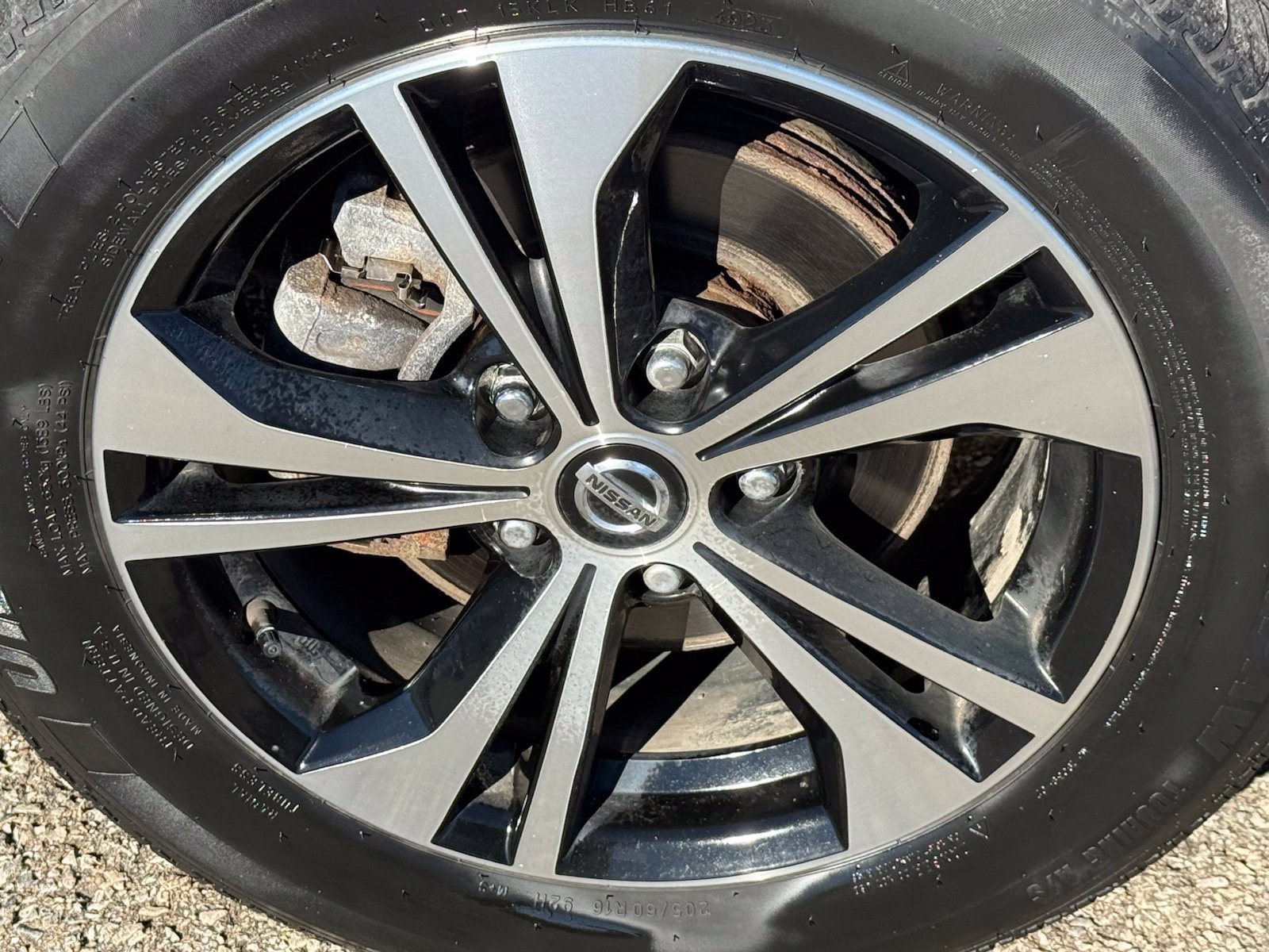Used 2022 Nissan Sentra SV w/ Electronics Package FWD image 36