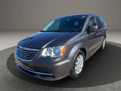 Used 2016 Chrysler Town & Country Touring w/ Driver Convenience Group