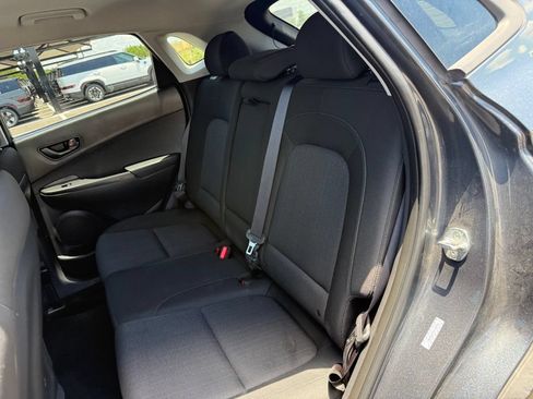 Used 2022 Hyundai Kona SEL FWD image 22
