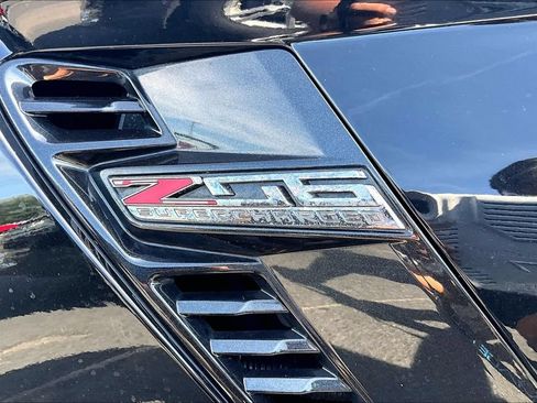 Used 2016 Chevrolet Corvette Z06 w/ 3LZ Preferred Equipment Group RWD image 5