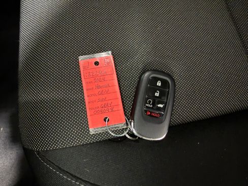 Used 2024 Honda CR-V EX image 29