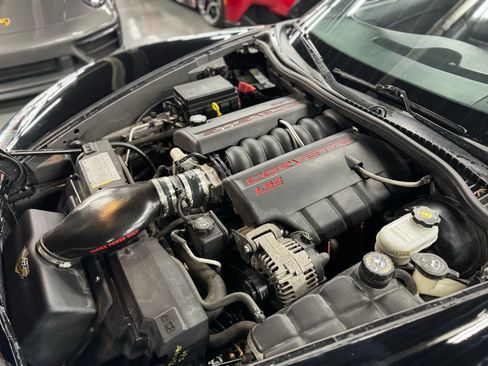 Used 2006 Chevrolet Corvette Convertible w/ Preferred Equipment Group image 21