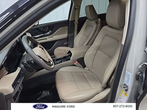 Used 2024 Lincoln Corsair Reserve w/ Equipment Group 201A image 33