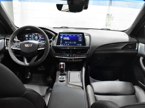 Used 2022 Cadillac CT5 Sport w/ Parking Package AWD/4WD image 5