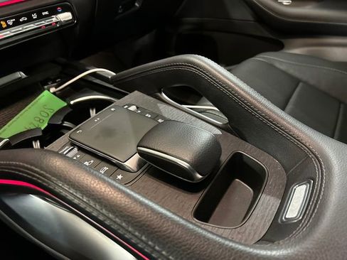 Used 2021 Mercedes-Benz GLE 350 4MATIC image 18