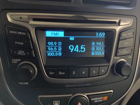Used 2017 Hyundai Accent Value Edition FWD image 25