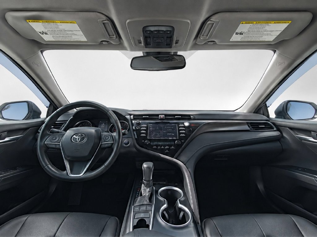 Used 2020 Toyota Camry XSE FWD image 20