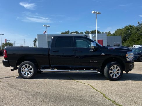 Used 2023 RAM 3500 Laramie AWD/4WD image 2